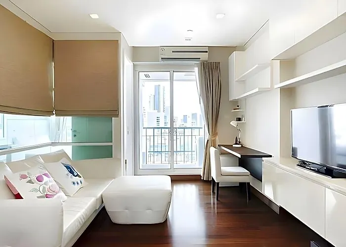 Ivy Thonglor 55